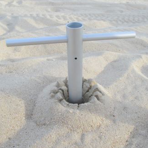 Base para sombrilla que se entierra o atornilla en la arena de la playa