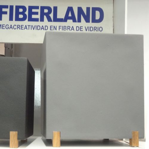 Cubos Eleva de fibra de vidrio marca Fiberland