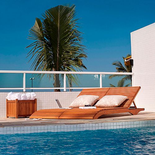 Camastros de piso de madera de Eucalipto modelo Ibiza