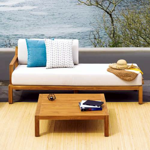 Sofa esquinero de exterior modelo Parla de teca y Sunbrella