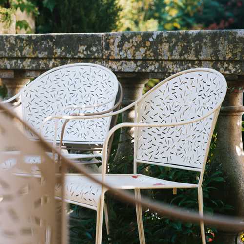 Comedor de exterior Rendez Vous con jardin