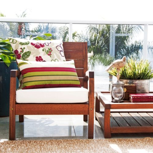 Sofa de exterior de madera modelo Vila Rica